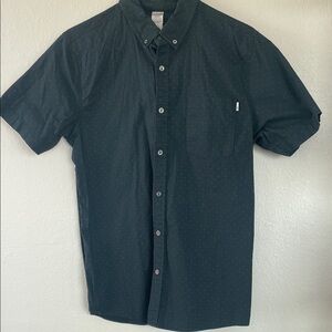 Vuori Medium Shirt